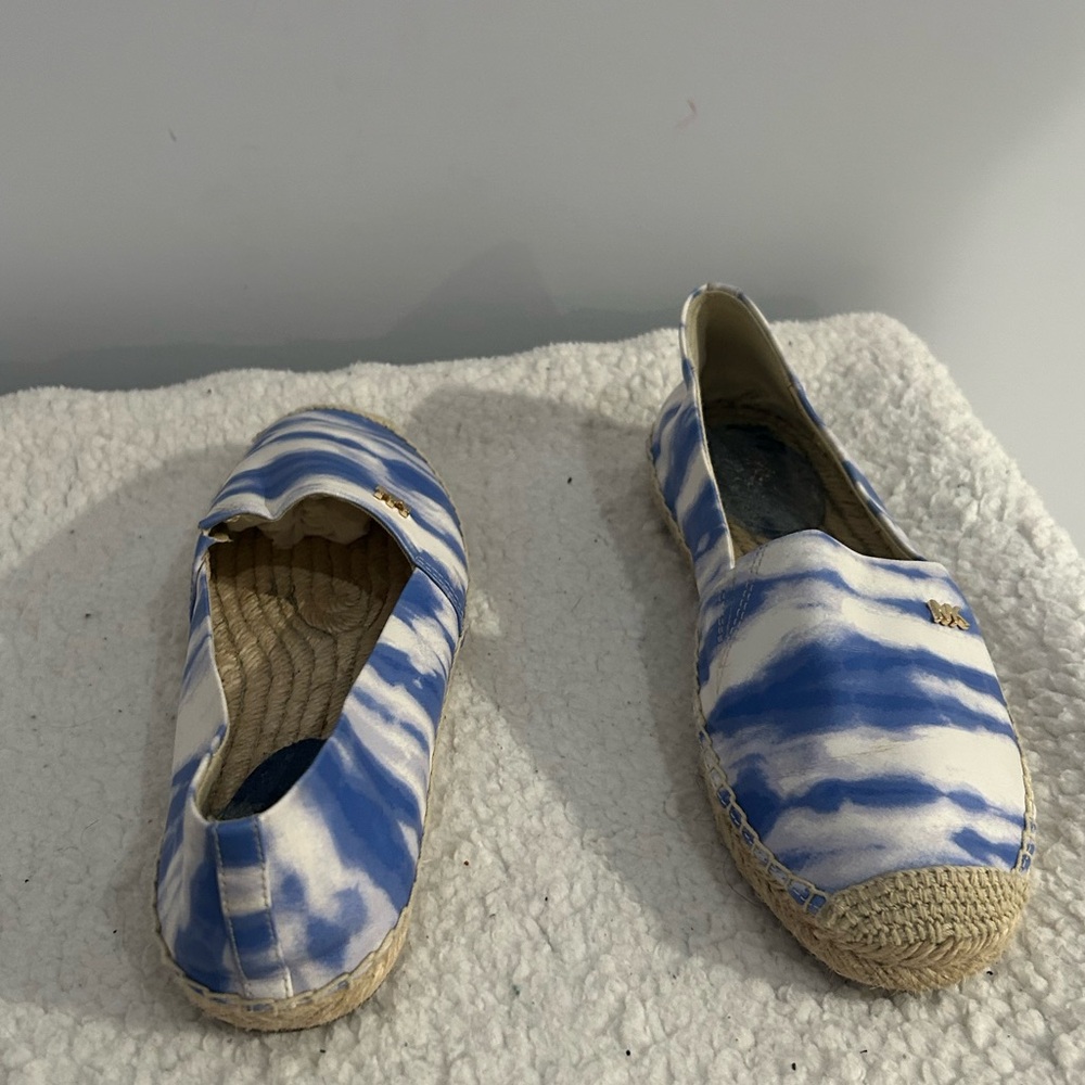 Michael Kors Women's Sz 5 Kendrick Espadrille Slip On Flats Blue White Tie Dye - Picture 9 of 14